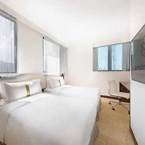 https://empire-causeway-bay.getmacauhotels.com
